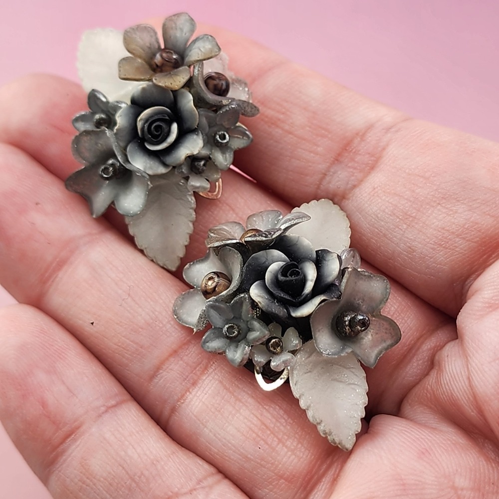 Black Gray White Floral Cluster Earrings Resin Rose Leaf Statement Post Studs